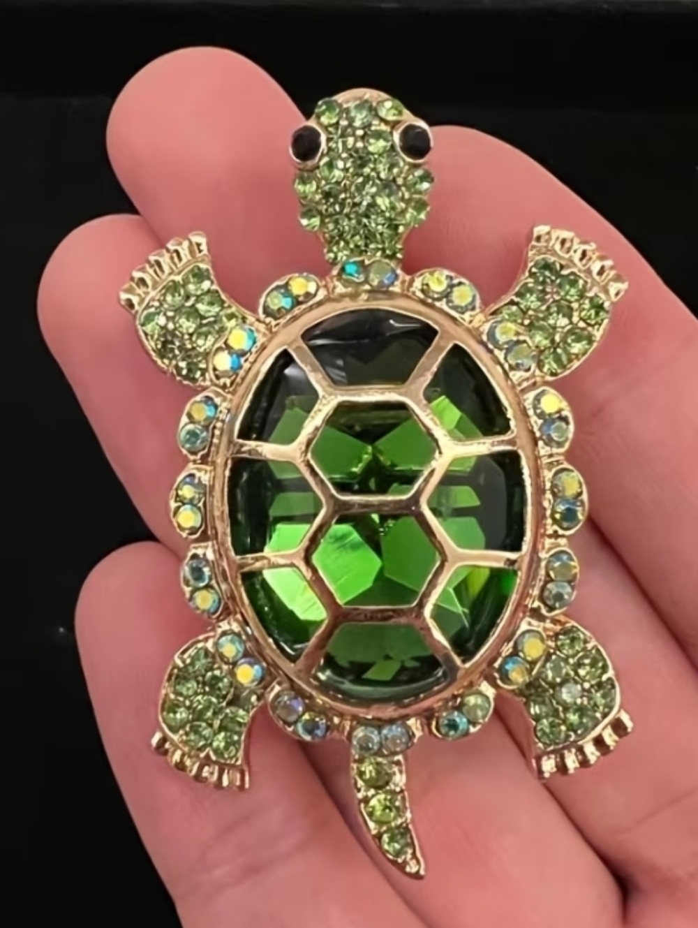 Green Stone Turtle Brooch